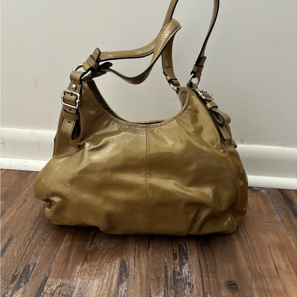 Coach “Madison Maggie” Purse with matching Wallet - Picture 12 of 12